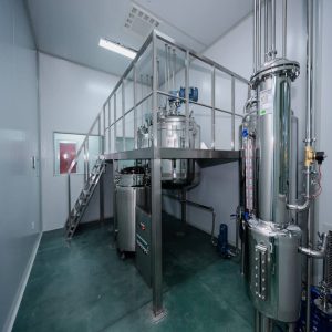 mixing glue tank